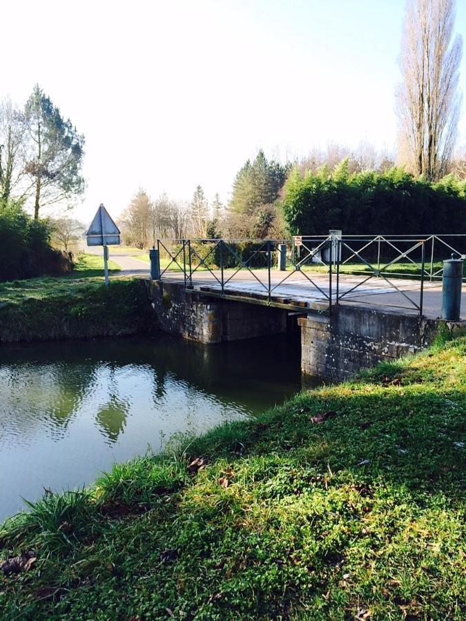 La Noisetiere Hotell Noyers-sur-Cher Eksteriør bilde